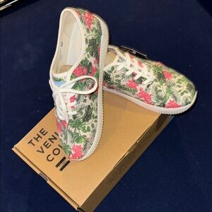 Tom Floral Canvas Sneakers